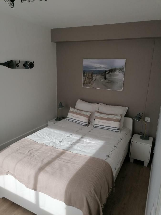 Le Voltaire-Sleep In Normandie Saint-Lo Bagian luar foto